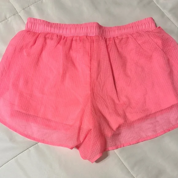 Alo Yoga Women's Game Time Neon Pink Bubblegum Shorts - Picture 5 of 12